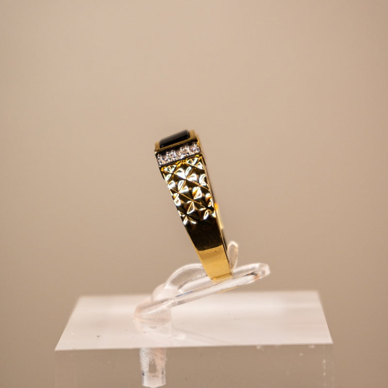 14K Gold Ring With Onyx Stone