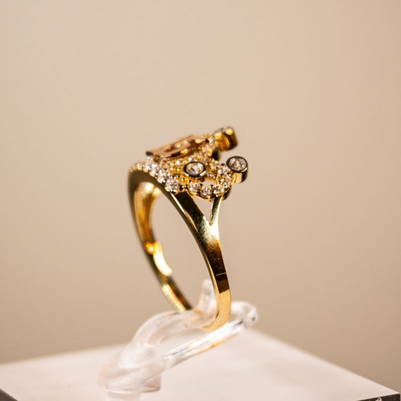 14K Gold Women's XV Ring